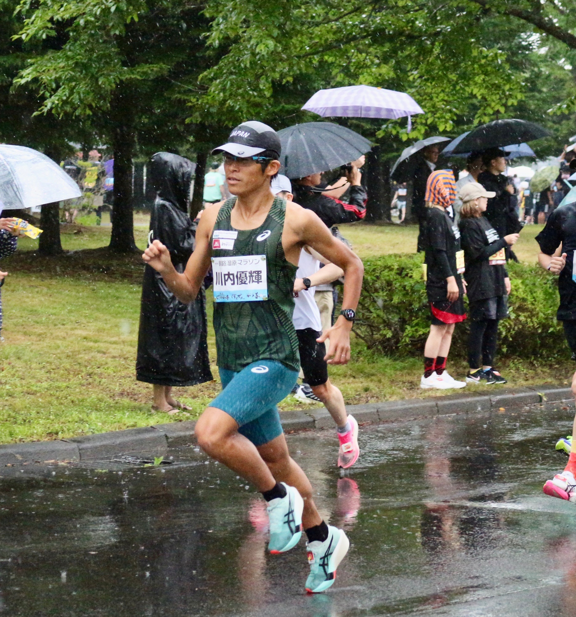 釧路湿原マラソン　川内選手スタートの様子