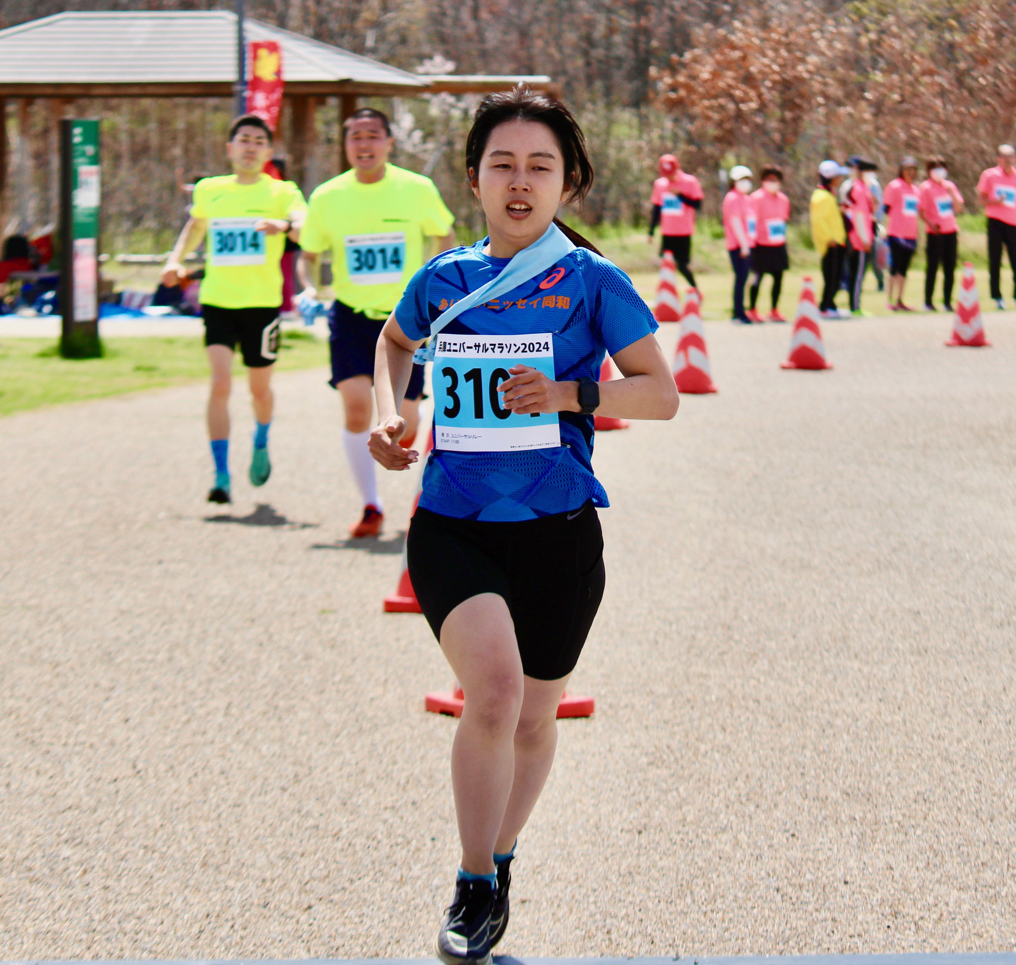 パラ陸上・岡野 華子選手が
「兵庫ユニバーサルマラソン2024」に参加！
～兵庫県との包括連携協定を締結～